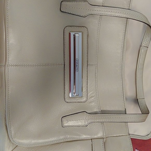 Rare Metallic COACH Bag - Picture 4 of 4